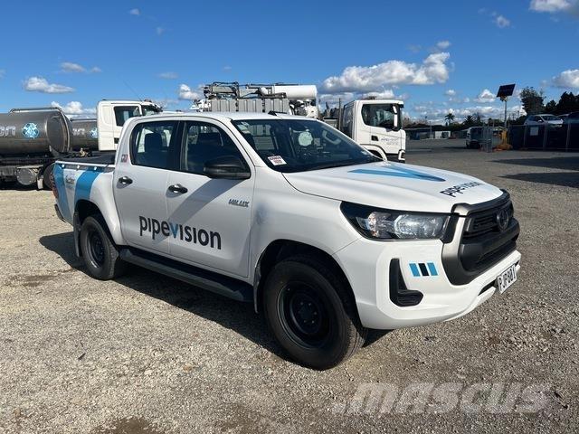 Toyota HiLux Прочие фургоны