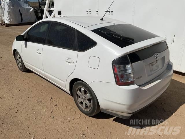 Toyota Prius Легковые автомобили
