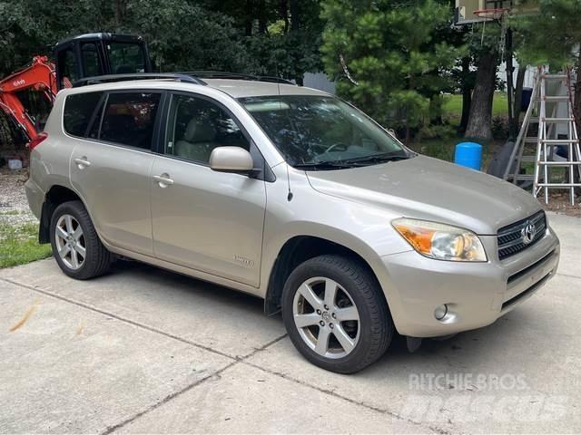 Toyota RAV4 Легковые автомобили