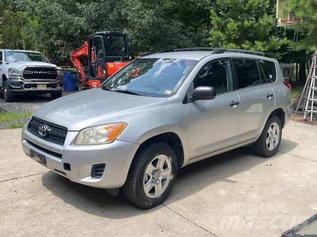 Toyota RAV4 Легковые автомобили