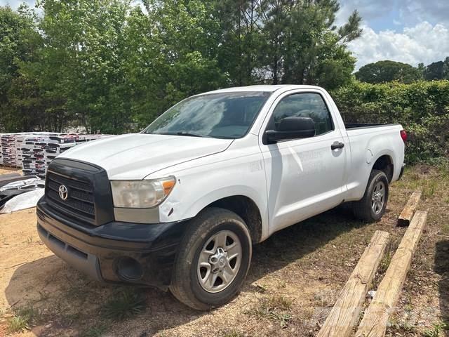 Toyota Tundra Прочие фургоны