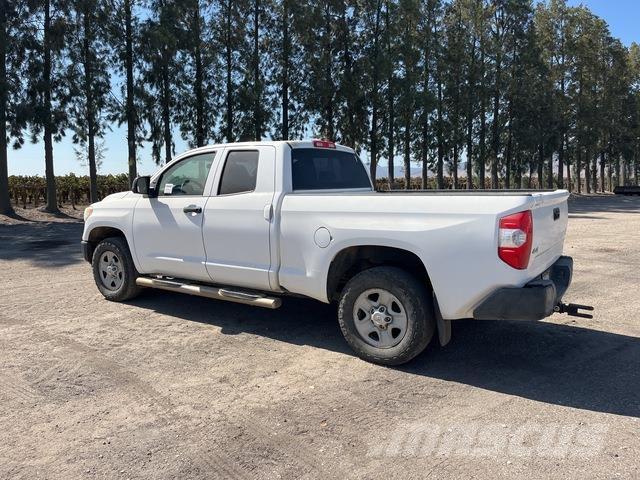 Toyota Tundra Прочие фургоны