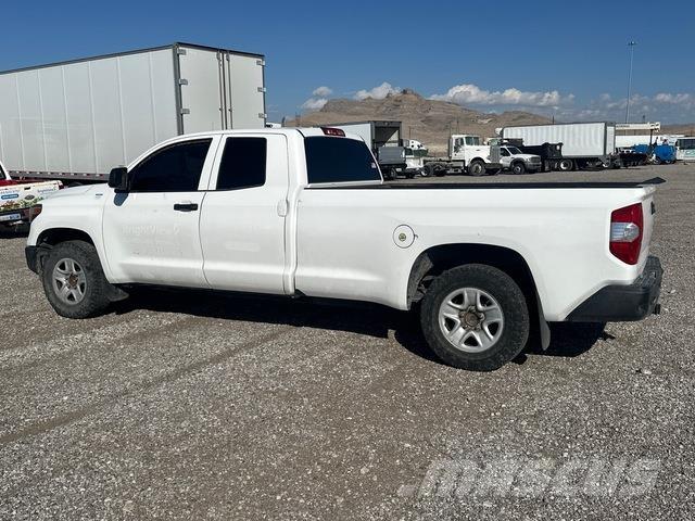 Toyota Tundra Бортовые фургоны