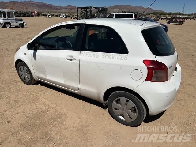 Toyota Yaris Легковые автомобили
