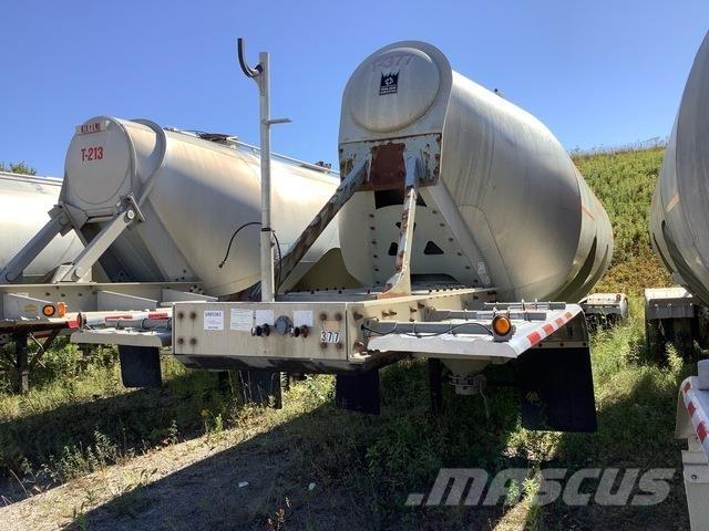 Trail King  Прицепы-цистерны