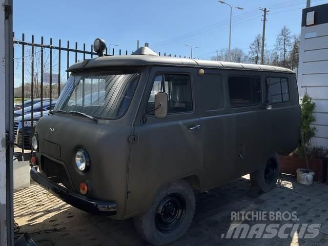  UAZ 452A3 Изотермический фургон