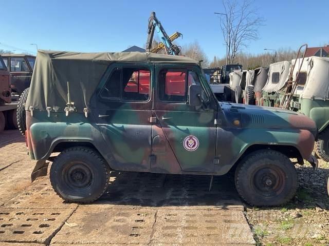  UAZ 469B Легковые автомобили