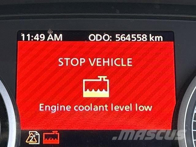 UD CD 25 360 Тентованные грузовики