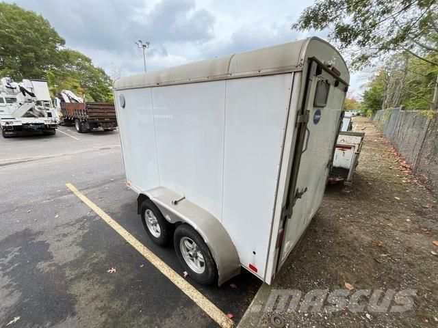 United  Прицепы-фургоны