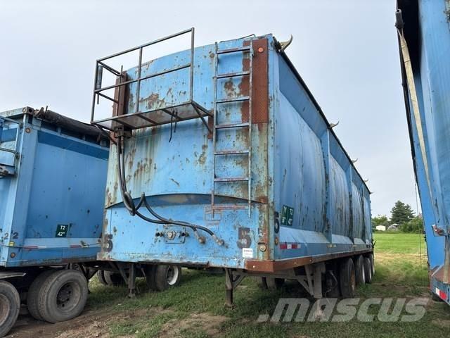 Universal  Полуприцепы с подвижным полом