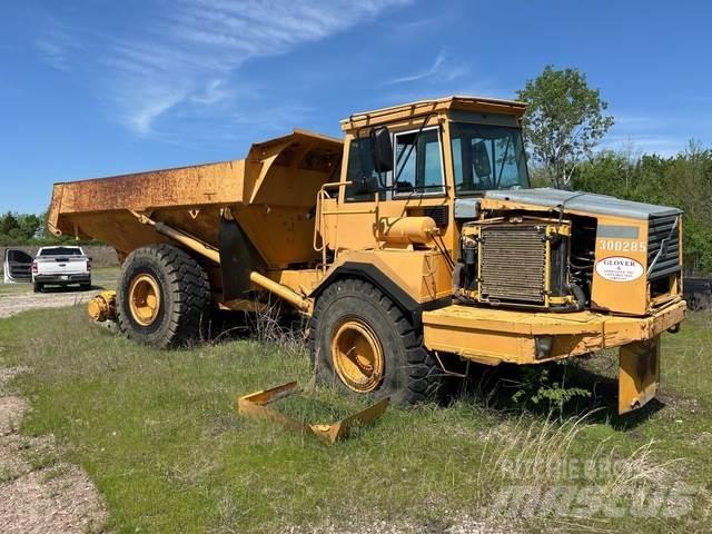 Volvo A25C 6x6 Шарнирно-сочленённые самосвалы