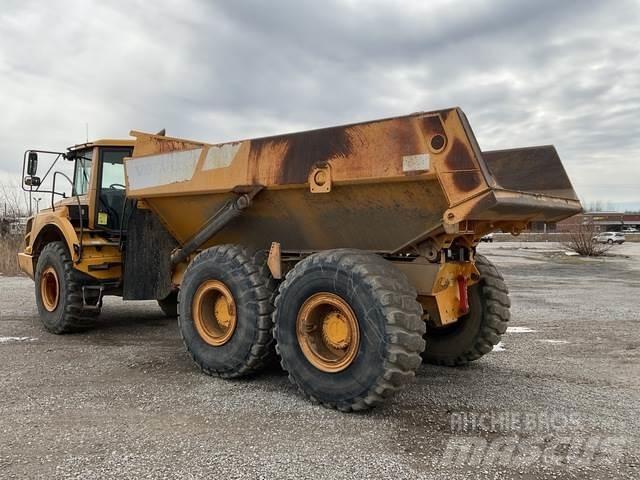 Volvo A25F Шарнирно-сочленённые самосвалы