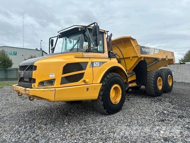 Volvo A25F Шарнирно-сочленённые самосвалы