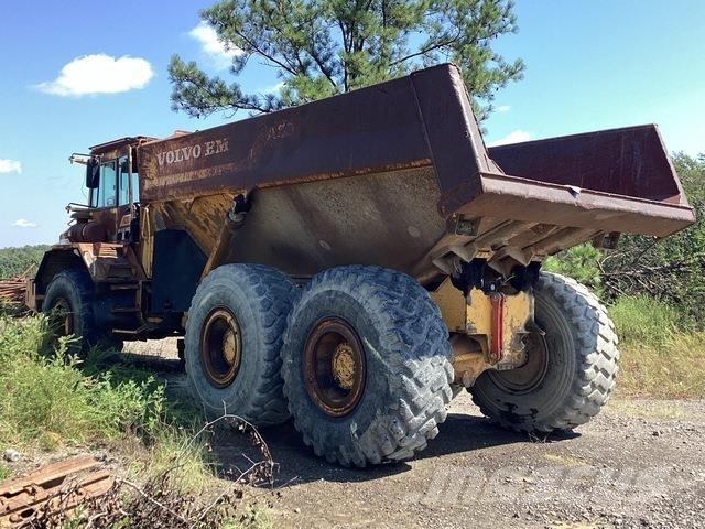 Volvo A30 Шарнирно-сочленённые самосвалы