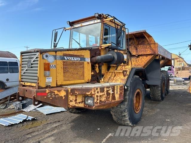 Volvo A30C Шарнирно-сочленённые самосвалы