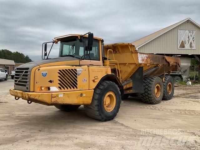 Volvo A30D Шарнирно-сочленённые самосвалы