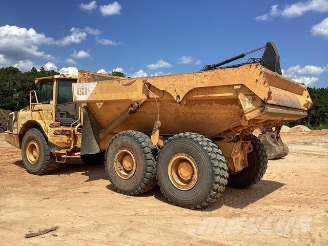 Volvo A30D Шарнирно-сочленённые самосвалы