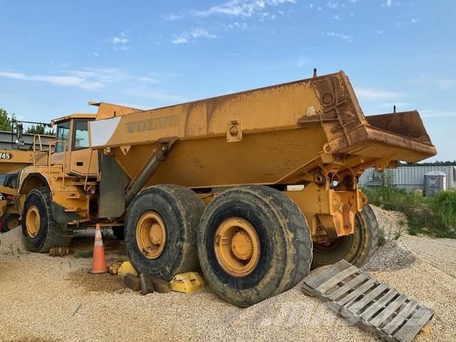 Volvo A35D Шарнирно-сочленённые самосвалы