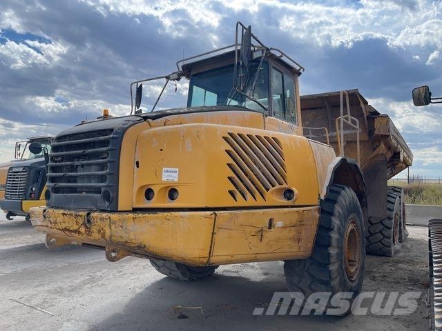 Volvo A35D Шарнирно-сочленённые самосвалы