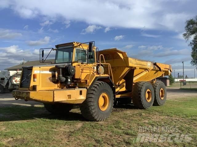 Volvo A40 Шарнирно-сочленённые самосвалы