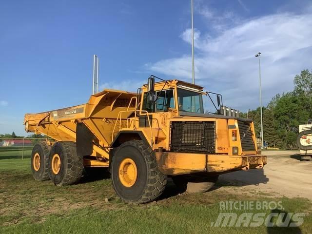 Volvo A40 Шарнирно-сочленённые самосвалы