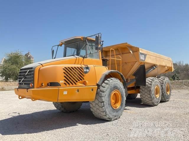 Volvo A40D Шарнирно-сочленённые самосвалы