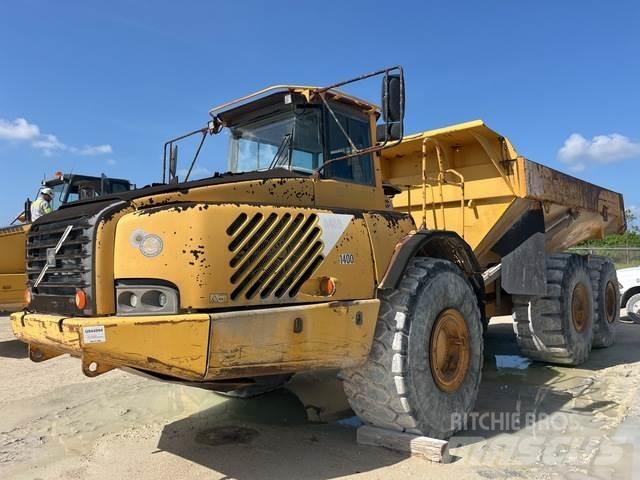 Volvo A40D Шарнирно-сочленённые самосвалы