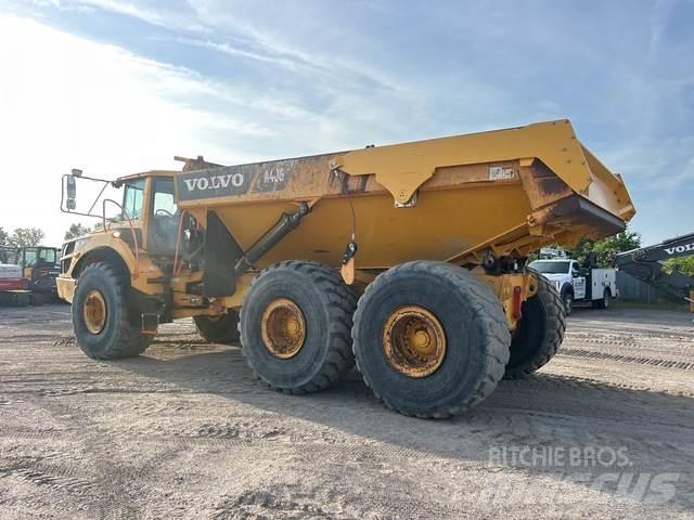 Volvo A40G Шарнирно-сочленённые самосвалы