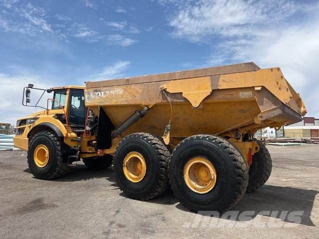 Volvo A40G Шарнирно-сочленённые самосвалы