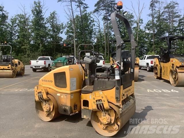 Volvo DD25B Катки тротуарные