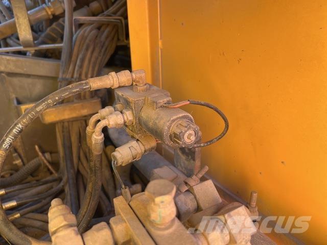 Volvo EC290BLC Гусеничные экскаваторы