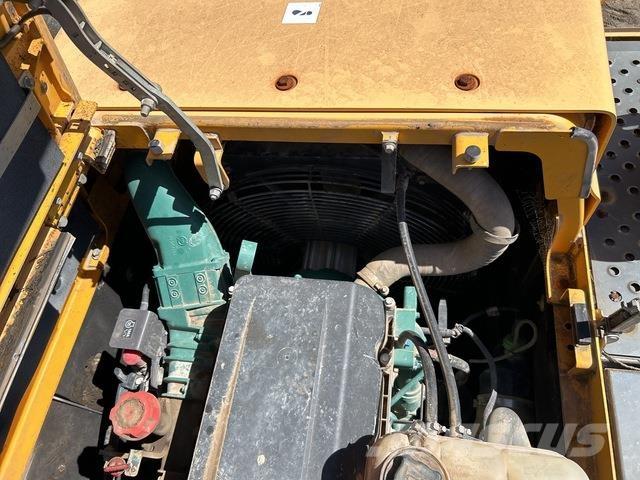 Volvo EC380DL Гусеничные экскаваторы