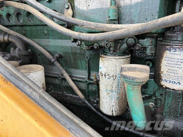 Volvo L120E Фронтальные погрузчики