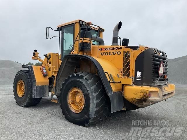 Volvo L180F Фронтальные погрузчики