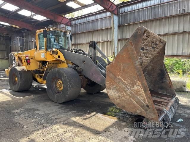 Volvo L220E Фронтальные погрузчики