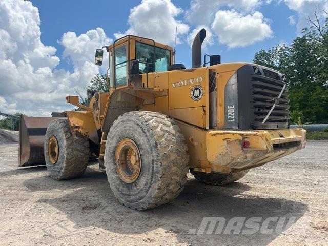 Volvo L220E Фронтальные погрузчики
