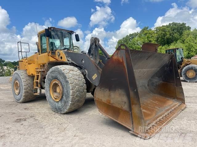 Volvo L220E Фронтальные погрузчики