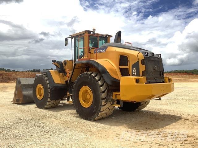 Volvo L220H Фронтальные погрузчики