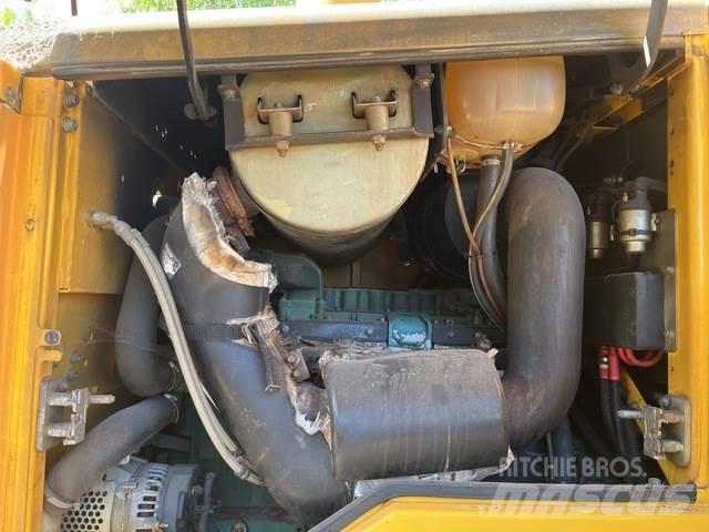 Volvo L90F Фронтальные погрузчики