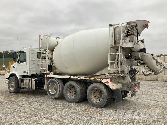 Volvo VHD Специальные грузовики