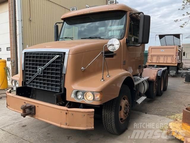 Volvo VHD Седельные тягачи