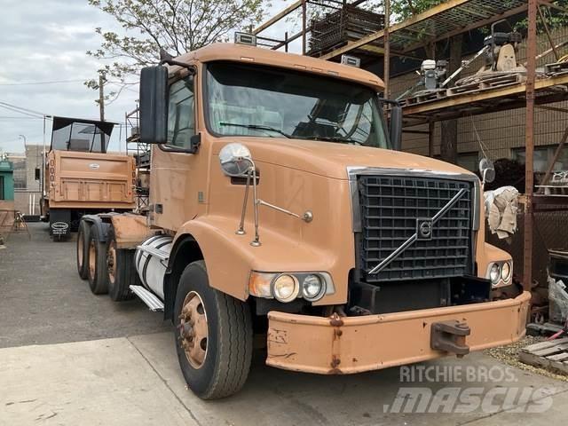 Volvo VHD Седельные тягачи