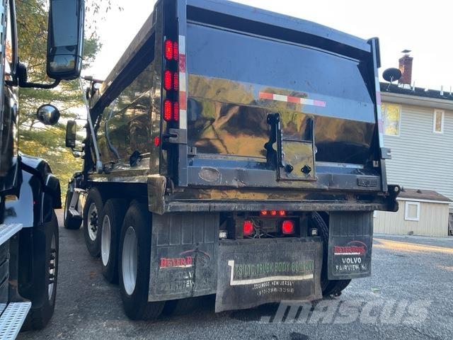 Volvo VHD Грузовики-Самосвалы