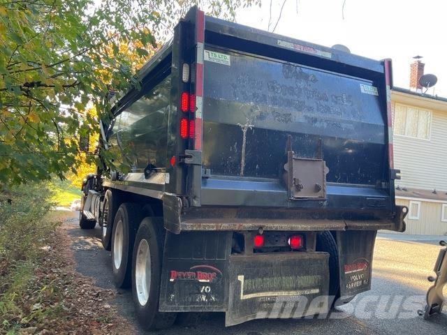 Volvo VHD Грузовики-Самосвалы