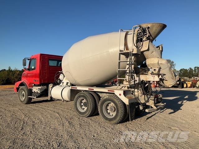 Volvo VHD Специальные грузовики