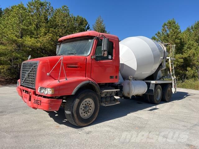 Volvo VHD64B Специальные грузовики