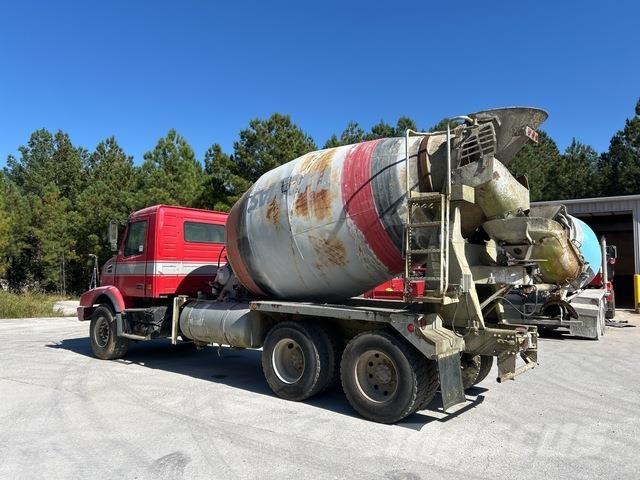 Volvo VHD64B Специальные грузовики