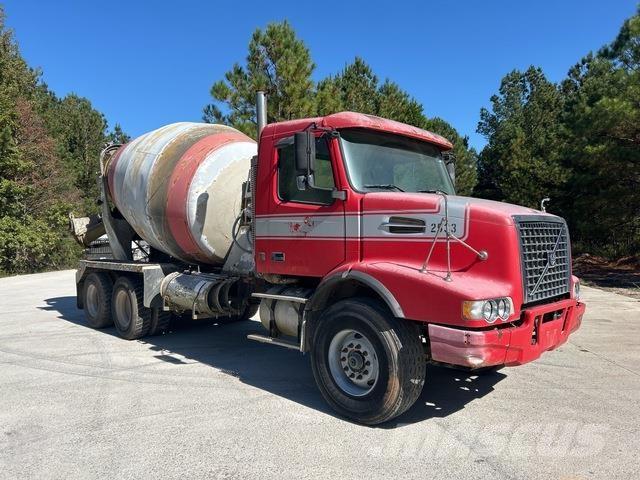 Volvo VHD64B Специальные грузовики