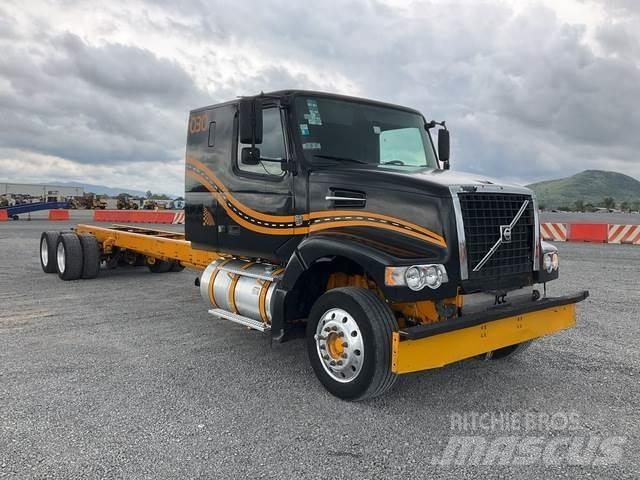 Volvo VHD64F Кабины