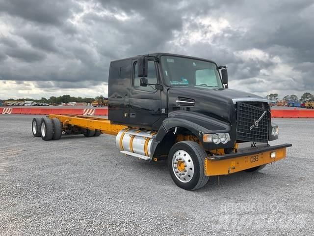 Volvo VHD64F Кабины